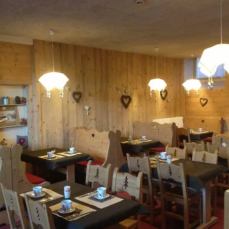 Le Dauphin Hotel 3*