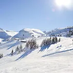 Отель Le Dauphin Виллар-де-Ланс