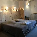 Le Dauphin